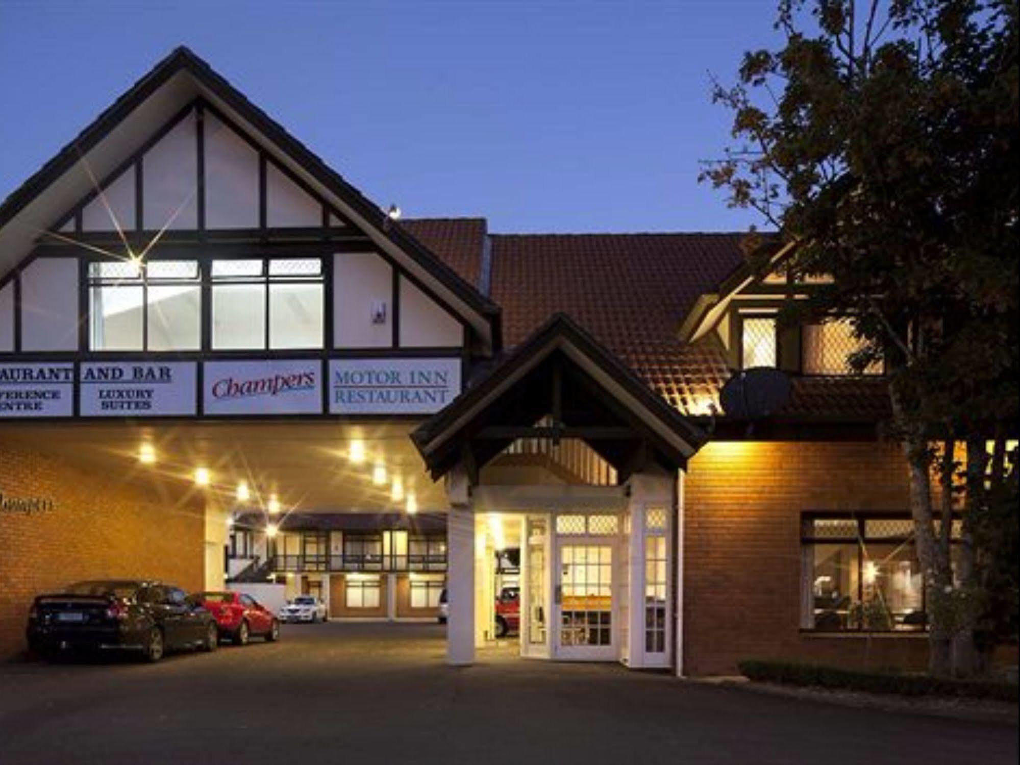 Champers Motor Inn Lower Hutt Exterior foto